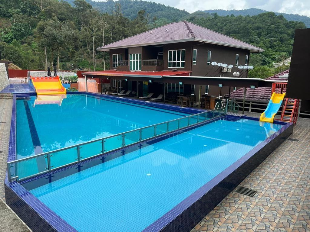 Paradise Valley Resort Broga Semenyih Exterior photo
