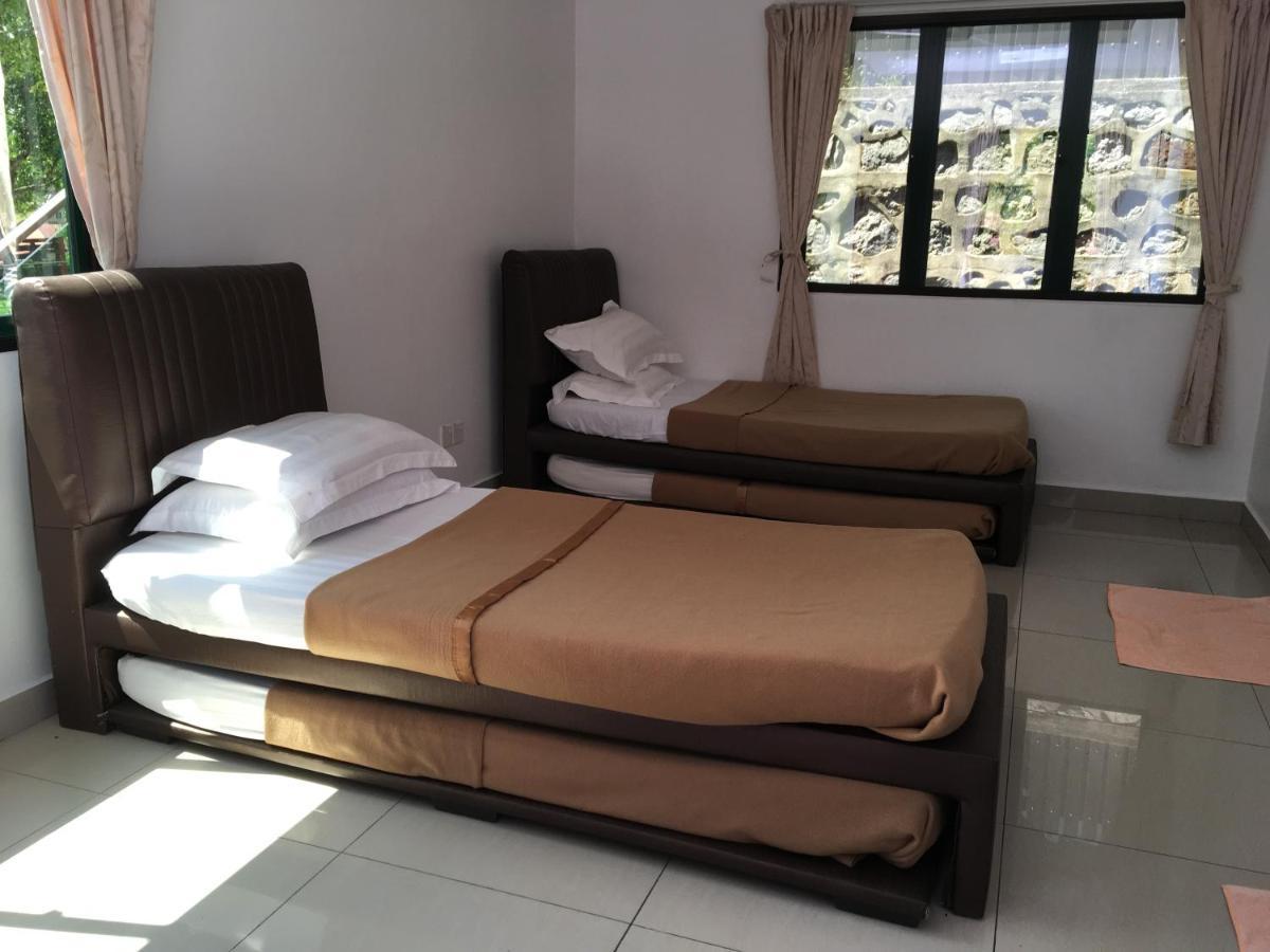 Paradise Valley Resort Broga Semenyih Exterior photo